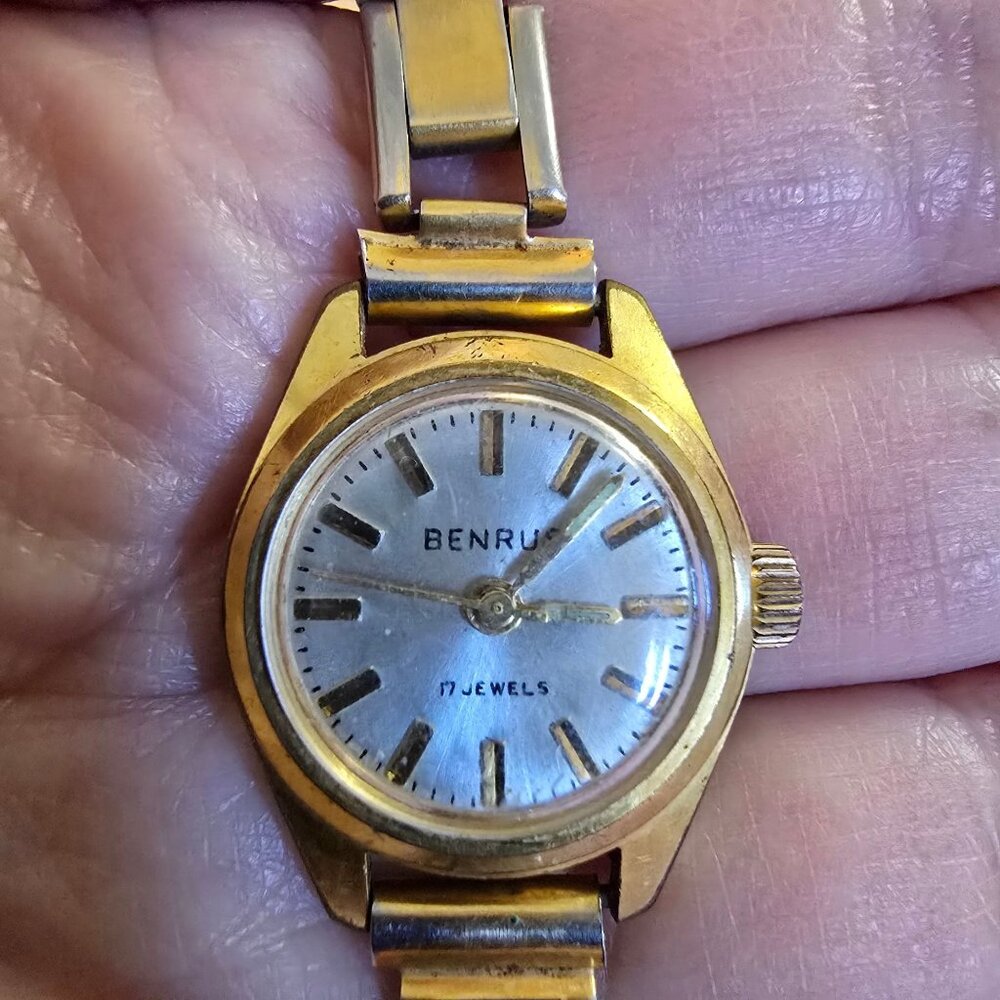 Benrus WORKING 17 Jewels Gold & Stainless Steel Women's Watch - Winder READ